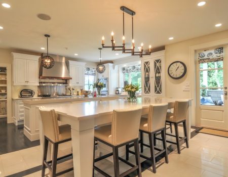 Custom Home Kitchens (45)